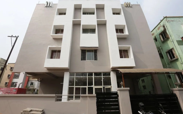 OYO Flagship 24422 Near Chandrasekharpur