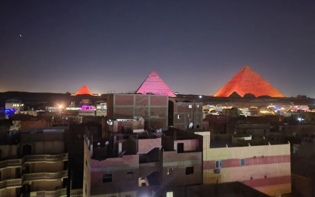 Pyramid Stars Inn