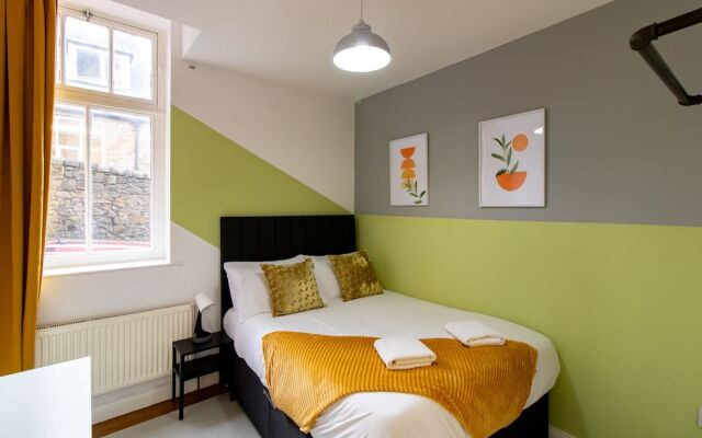 Impeccable 2-bed Apartment in Gateshead