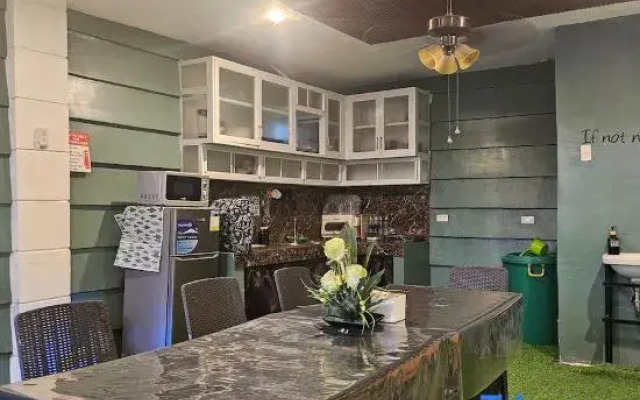 Natural Haven w/ Netflix,Videoke & Alfresco Dining