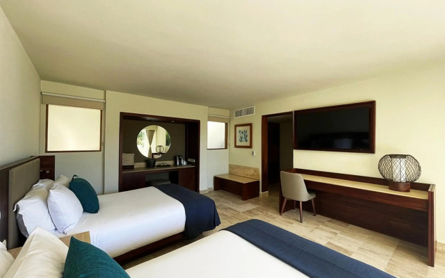 Royal Select at Grand Park Royal Cancun-All Inclusive-Adults Only