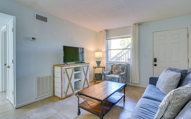 Okaloosa Island Condo Near Boardwalk & Beach!