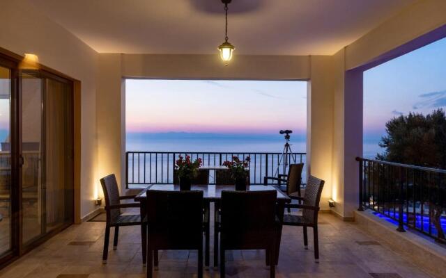 Jessica Luxury Villa