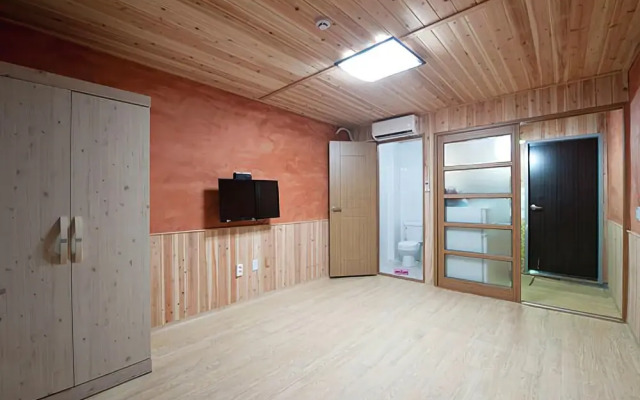 Sunrise Yeodaji Pension