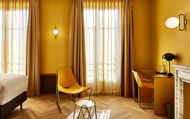 Hotel De Cambis