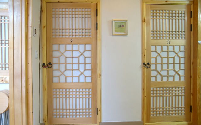 Seoul Lucky Guest House Hanok