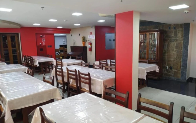 Hollywood Palace Hotel