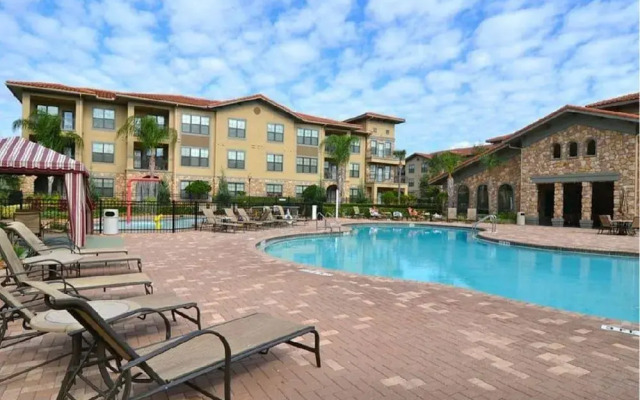 Bella Piazza 904 - 527