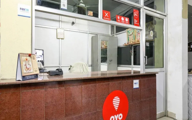 Vishnu Priya Residency By OYO Rooms