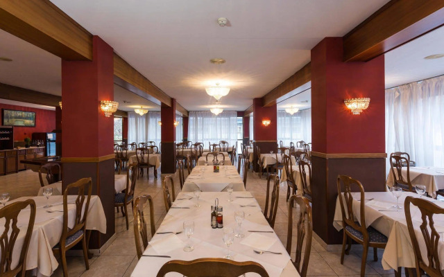 Hotel Encamp