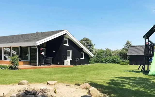 10 Person Holiday Home in Hjorring-by Traum