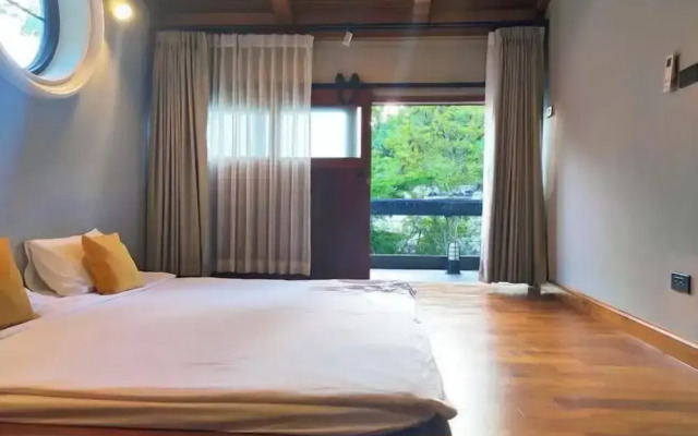 Yellow Pillow Village