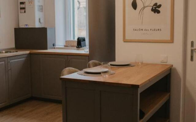 No.8 Studio