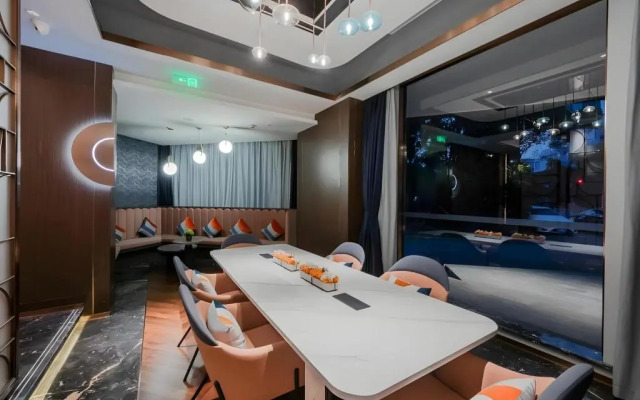 Hotel Yitel Shanghai Jinqiao Branch