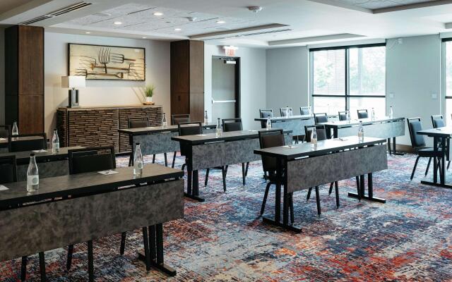 Revel Hotel Des Moines Urbandale, Tapestry Collection by Hilton