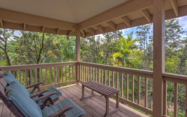 Maluhia Hale 3 Bedroom Home by RedAwning