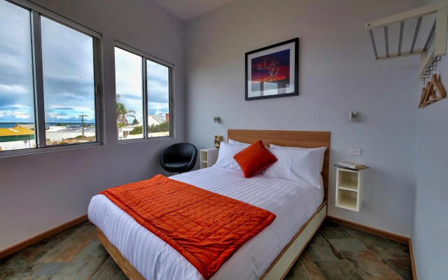 Cloudscape Apartment No 2