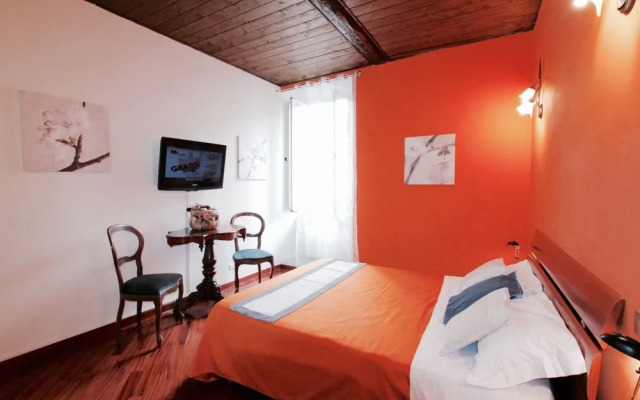 Sleep in Italy - SpanishSteps Apartments