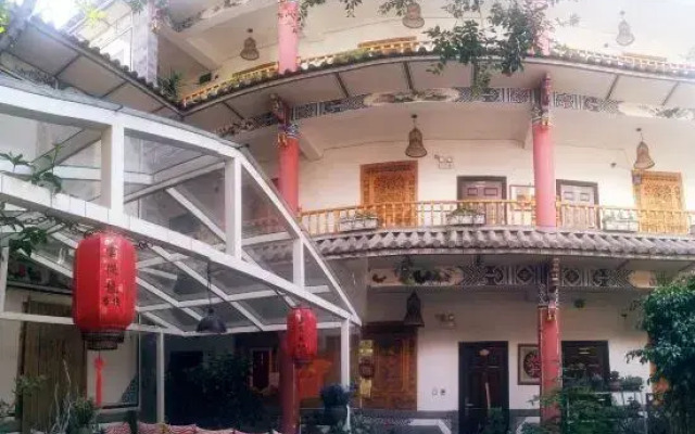 Yunconglong Inn