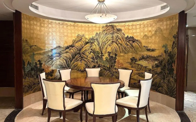 Jin Jiang Royal Palace Hotel