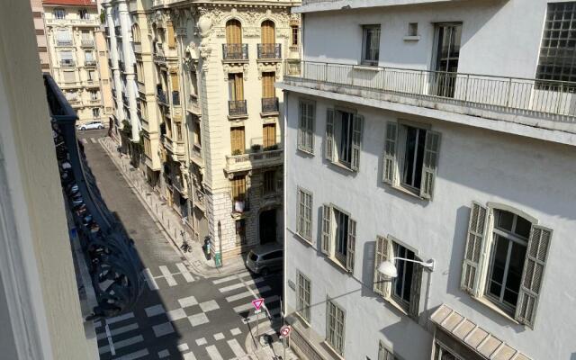 JEAN MEDECIN - Modern and brand new 1Br flat