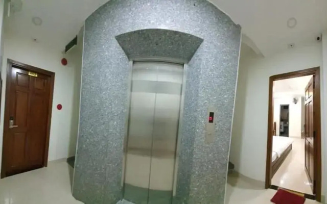 Peaceful Hotel