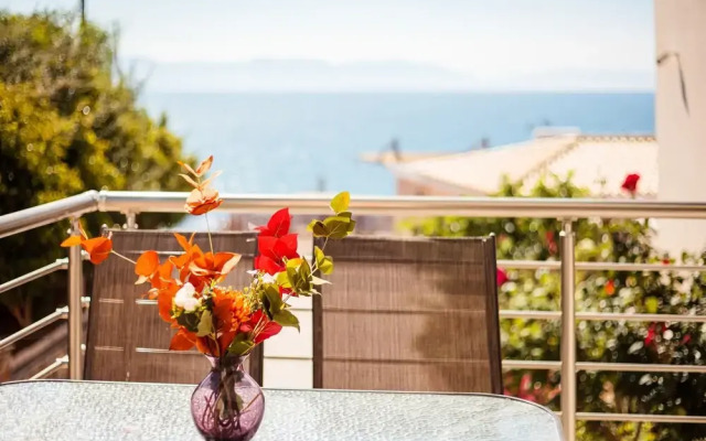 Seaside Getaway - Aelia Villa's Dreamy Paradise