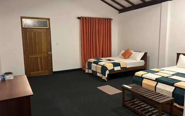 Thomasz Lodge