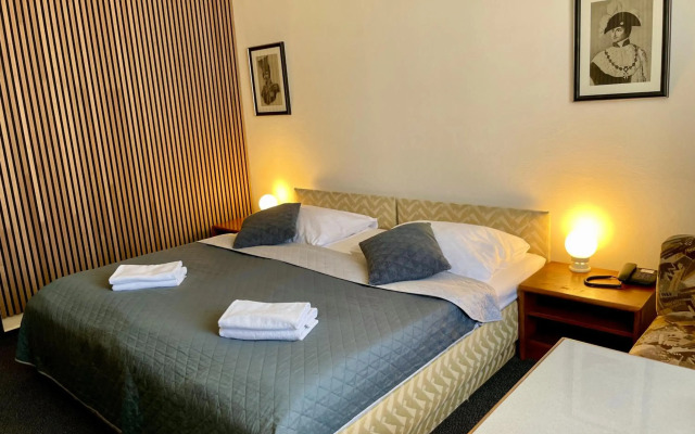 A-Austerlitz Hotel