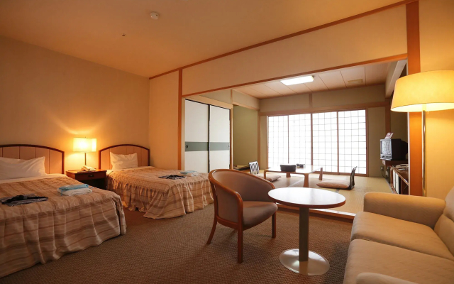 Tamana Onsen Hotel Shirasagi