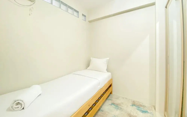 Beautiful And Cozy 2Br Bassura City Apartment