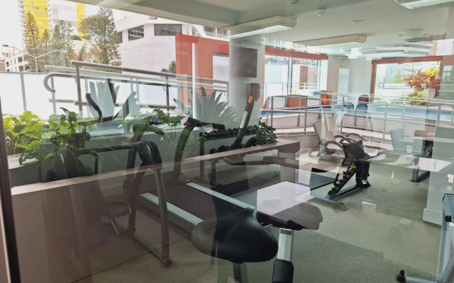 Broadbeach on the Park 2 Bedroom Apartment