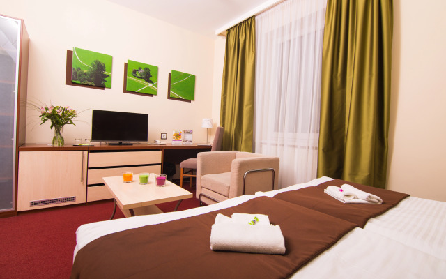 Hotel Color
