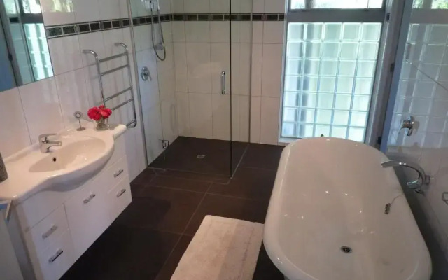 KARMA Guesthouse