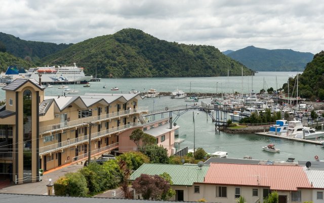 Harbour View Motel