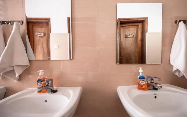 Shoki Shoki House Stone Town