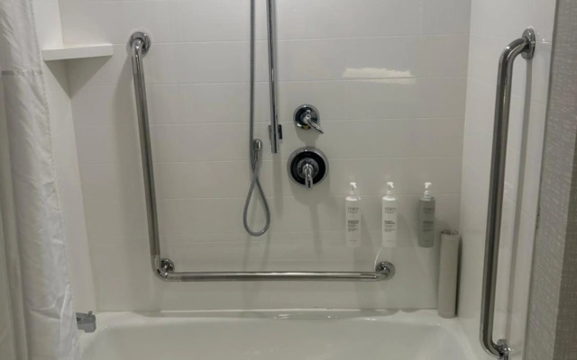 Hampton Inn by Hilton Kingston