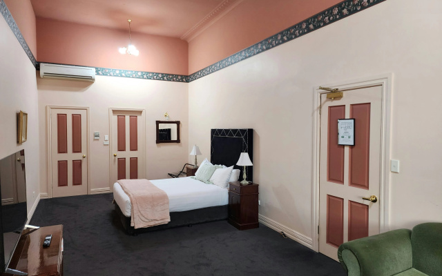 The Macquarie Hotel – Guest Rooms – Hobart