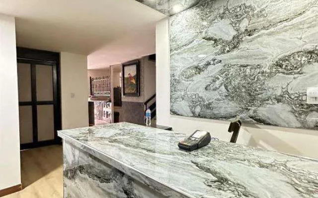Hotel Lares 70 Laureles