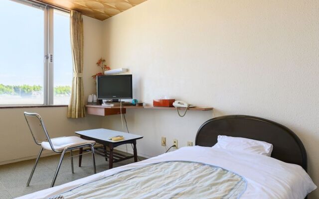Chunichi Business Hotel