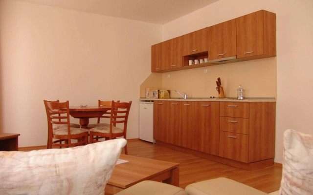 Apart-hotel Kasandra