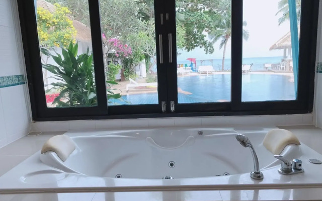 Sand Sea Beach Resort