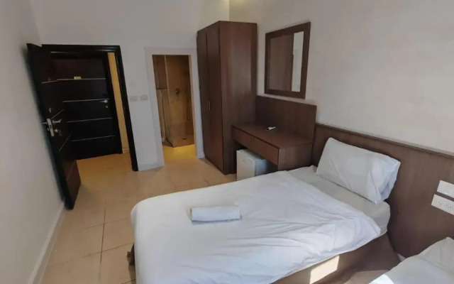 New Metropole Hotel