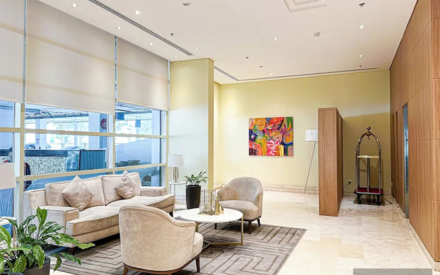 WelHome - Stylish Breathtaking 2BR Apartment in Marina