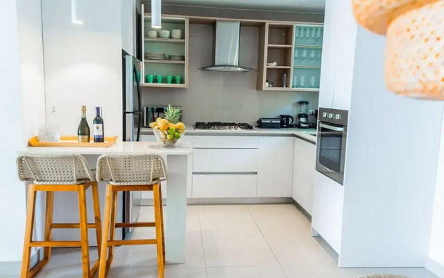 Beach Garden Luxury Apt