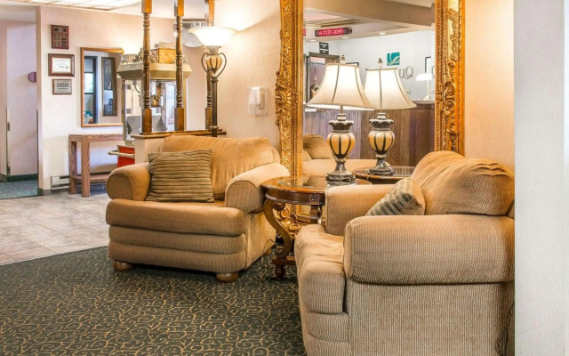 Quality Inn Saint Ignace I-75