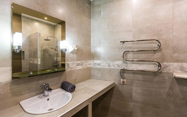 2 Kn. Romana Apartment