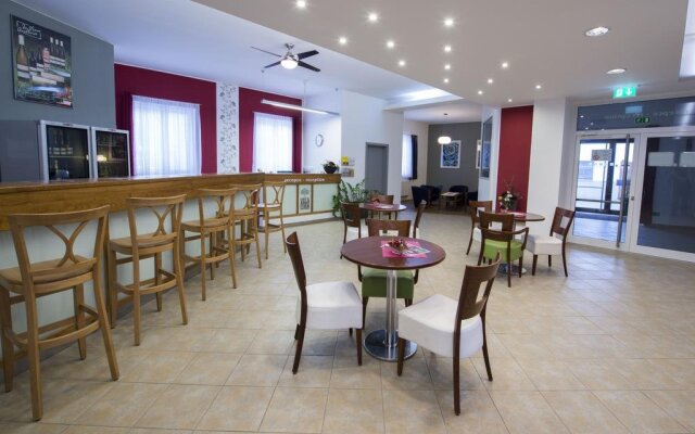 Hotel Villa EDEN