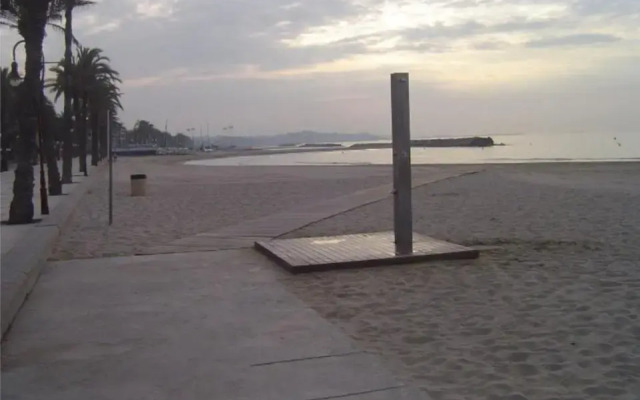 Apartamento En Segunda Linea De Mar, Wifi & A.C