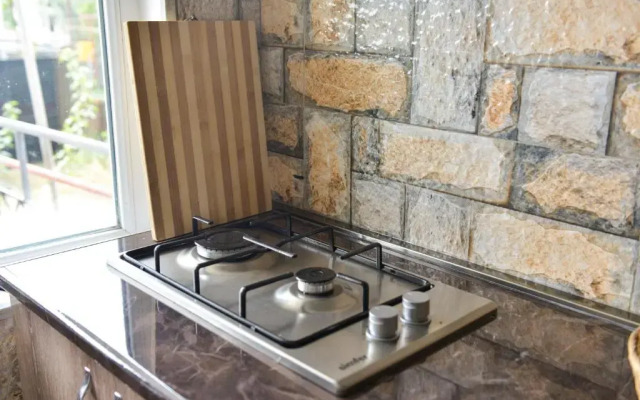 Surami Guest House - სახლი სურამში